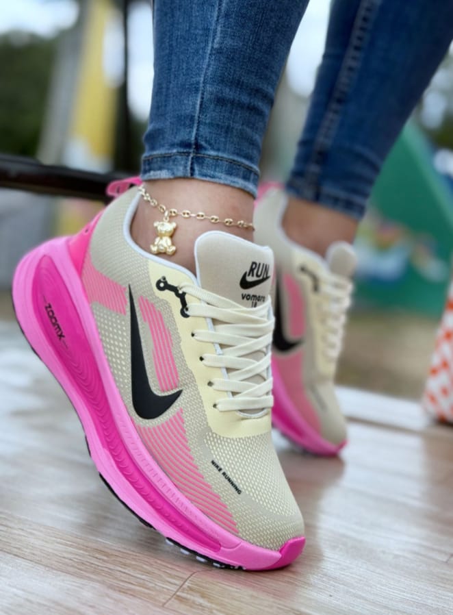 Nike Vomero Dama Mt