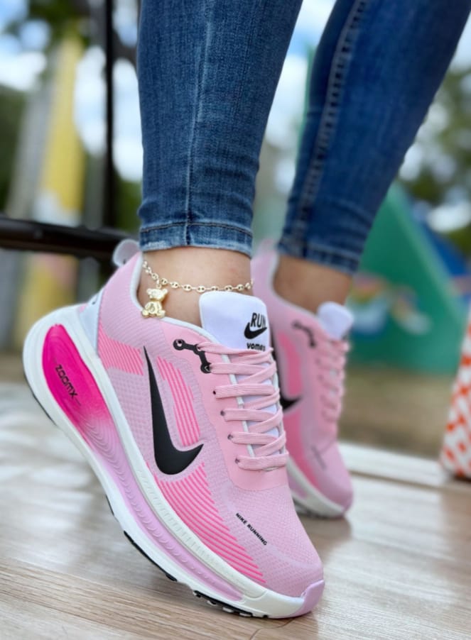 Nike Vomero Dama Mt